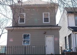  Lowell Pl