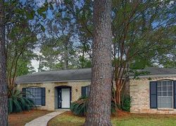  Magic Oaks Dr