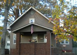  W Raymond St