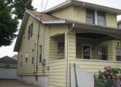  E 26th St