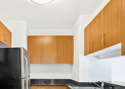  West St Apt 14m