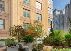  West St Apt 5f