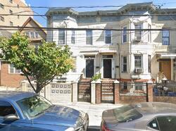  171st St