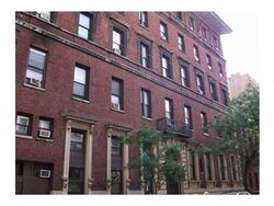  E 16th St