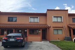  W 27th Ct Apt 102