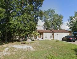  W Hillview Dr