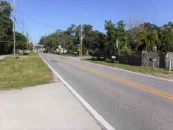  51st Ave E