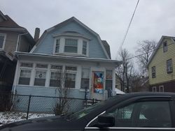  E 31st St