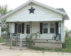  E Grove St