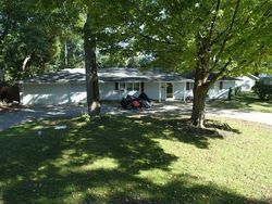  Highland Dr