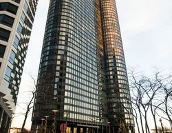  N Harbor Dr Apt 205