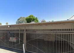  Collins St Apt B16