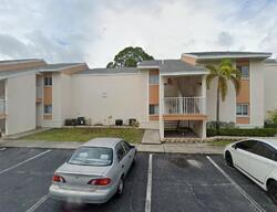  100th Ave N Apt 101