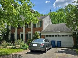 Capella Ave