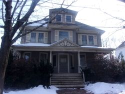  Oak St