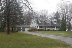 Mountain View Dr