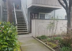  Piccadilly Pl Apt 13