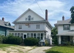  Putnam St