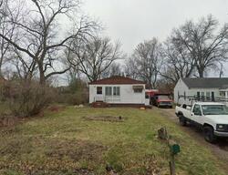  Hillcrest Dr