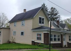  N Lake St
