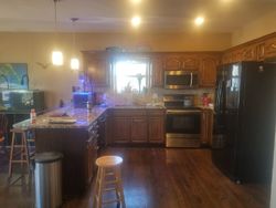  Ne Woodbury Dr