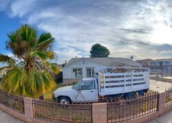  W 206th St