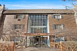  N Clarendon Ave Apt 1