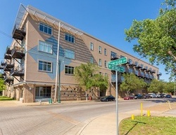  S Riverside Dr Apt 30