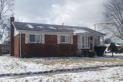  N Oak Dr