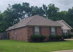  White Oak Dr