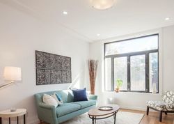  Franklin Ave Apt 3a