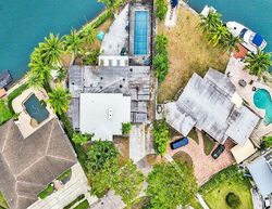  Hibiscus Cir