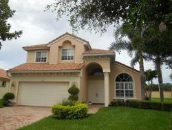  Se Legacy Cove Cir