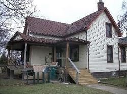  Riverview St