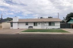  E 10th Ave