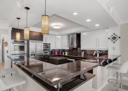  E Country Club Dr Apt
