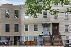  Devoe St