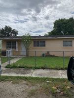  Nw 32nd Ct