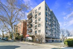  12th St Apt 5c