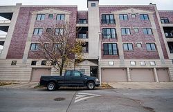  N Rockwell St Apt 304