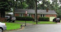  Queensbury Ct