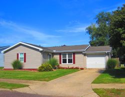  Eisenhower Dr