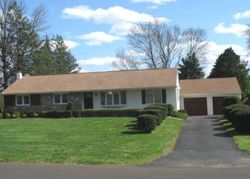 Manor Dr, Richboro - PA