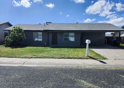  N 84th Ln