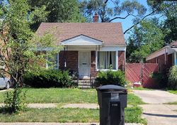  Greenview Ave