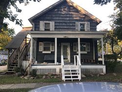  E Hunt St