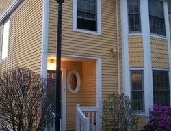 Quinnipiac Ave Apt 1