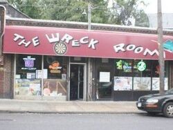  Henderson Ave