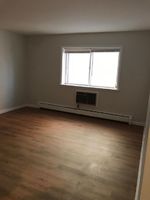  W Sherwin Ave Apt 3d