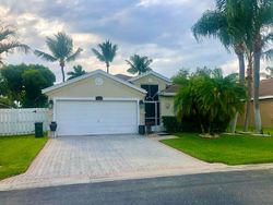  Sawgrass Cir